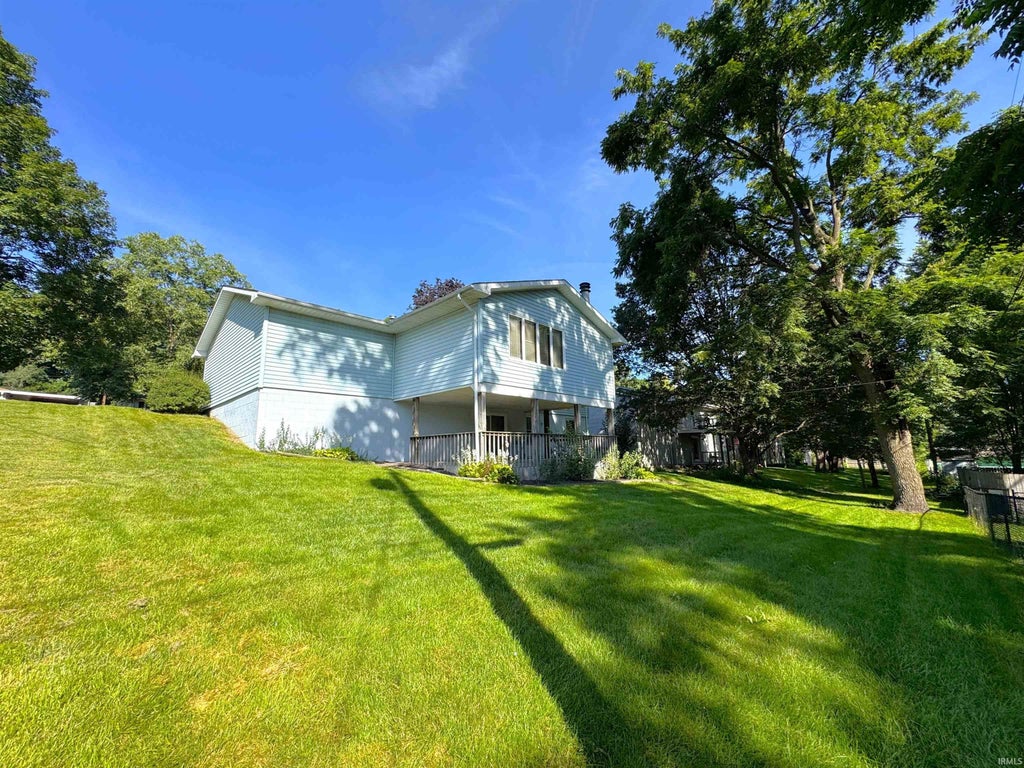 Photo of 1107 Maxwell Avenue, Monticello, IN 47960 (MLS # 202635857)