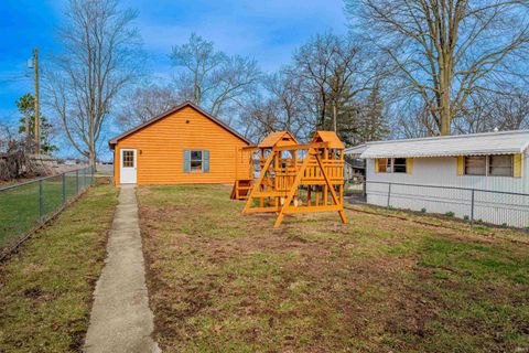 Tiny photo for 6034 N Lakeshore Drive, Macy, IN 46951 (MLS # 202538464)