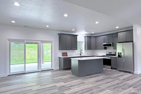 Tiny photo for 13120 Bear Creek Court, Middlebury, IN 46540 (MLS # 202621264)