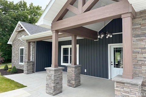 Tiny photo for 13120 Bear Creek Court, Middlebury, IN 46540 (MLS # 202621264)
