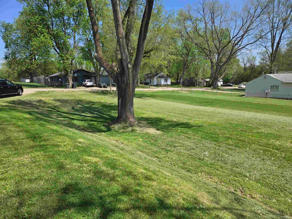 Photo of 1501 E Dartmouth Avenue, Muncie, IN 47303 (MLS # 202614209)