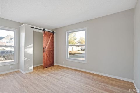 Tiny photo for 507 N Webster Street, Kokomo, IN 46901 (MLS # 202543663)