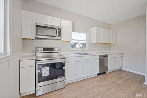 Tiny photo for 507 N Webster Street, Kokomo, IN 46901 (MLS # 202543663)