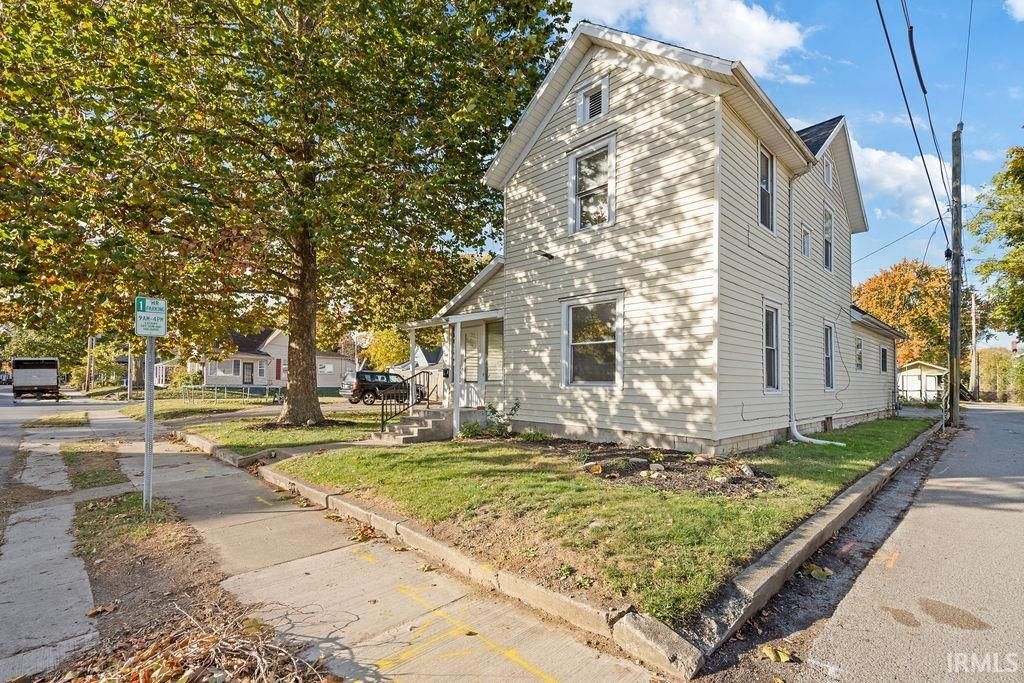 Photo for 507 N Webster Street, Kokomo, IN 46901 (MLS # 202543663)