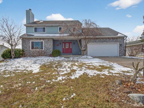 Photo of 7723 Tendall Court, Fort Wayne, IN 46825 (MLS # 202606015)