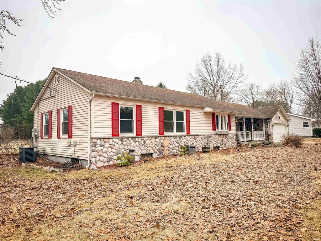 Photo of 58300 Pear Road, South Bend, IN 46619 (MLS # 202606941)