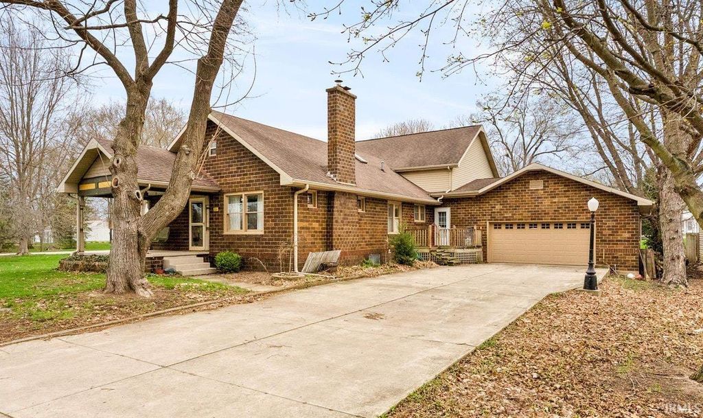 Photo of 201 S River Road, North Manchester, IN 46962 (MLS # 202611370)