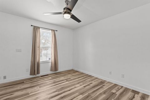 Tiny photo for 718 E Walnut Street, Greentown, IN 46936 (MLS # 202603848)