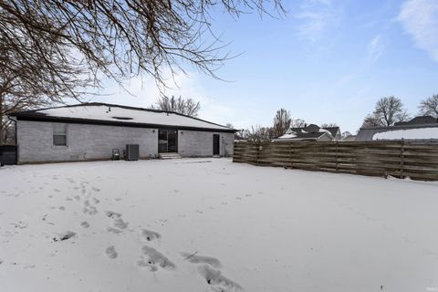 Tiny photo for 718 E Walnut Street, Greentown, IN 46936 (MLS # 202603848)