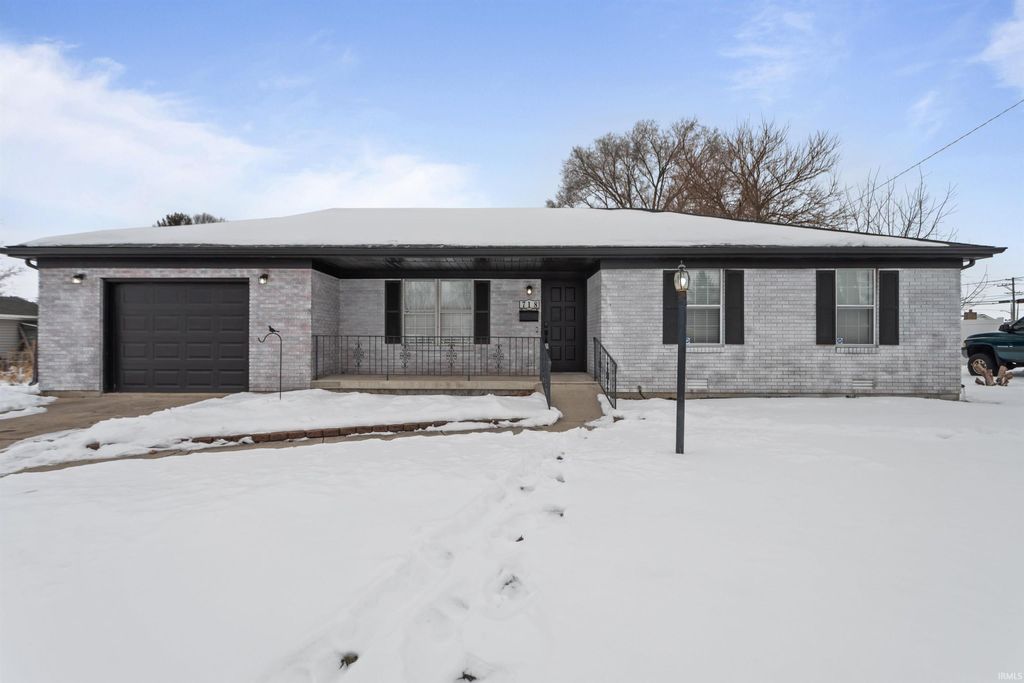 Photo of 718 E Walnut Street, Greentown, IN 46936 (MLS # 202603848)