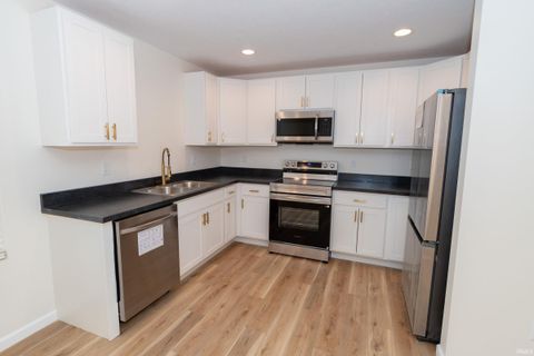 Tiny photo for 1107 Edwardsburg Ave, Elkhart, IN 46514 (MLS # 202601417)