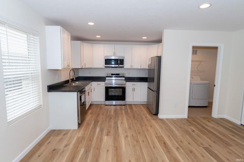 Tiny photo for 1107 Edwardsburg Ave, Elkhart, IN 46514 (MLS # 202601417)