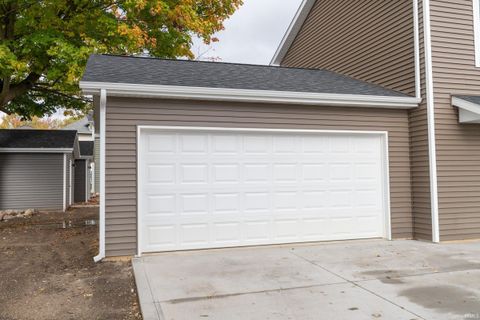 Tiny photo for 1107 Edwardsburg Ave, Elkhart, IN 46514 (MLS # 202601417)