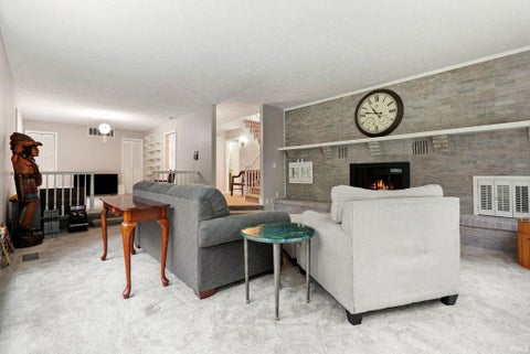Tiny photo for 1177 N Shagbark Drive, Warsaw, IN 46582 (MLS # 202633699)