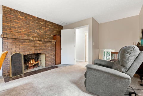 Tiny photo for 1177 N Shagbark Drive, Warsaw, IN 46582 (MLS # 202633699)