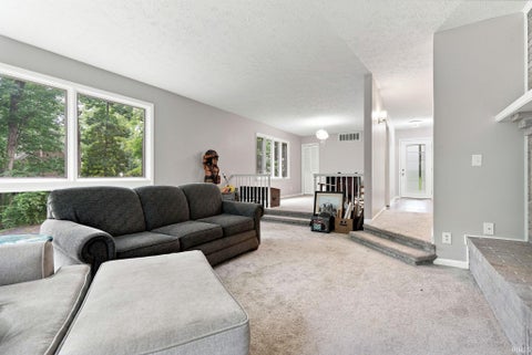 Tiny photo for 1177 N Shagbark Drive, Warsaw, IN 46582 (MLS # 202633699)