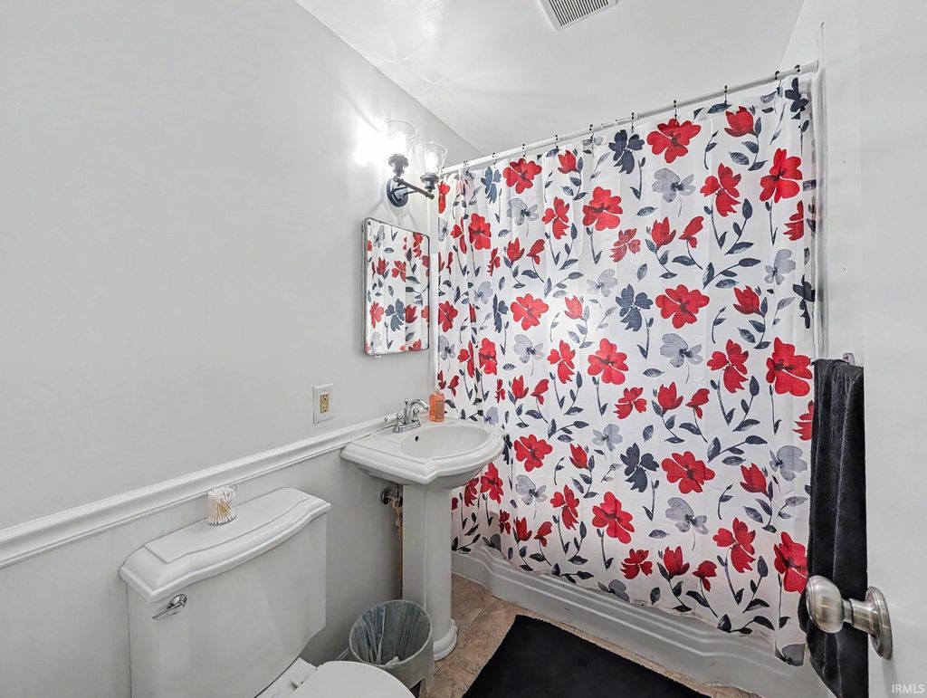 Photo of 1015 S 23rd Street, Lafayette, IN 47905 (MLS # 202614873)