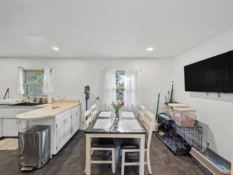 Tiny photo for 1015 S 23rd Street, Lafayette, IN 47905 (MLS # 202614873)