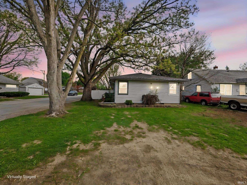 Photo of 1015 S 23rd Street, Lafayette, IN 47905 (MLS # 202614873)