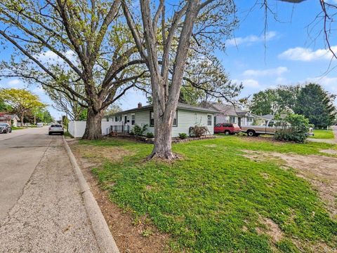 Tiny photo for 1015 S 23rd Street, Lafayette, IN 47905 (MLS # 202614873)