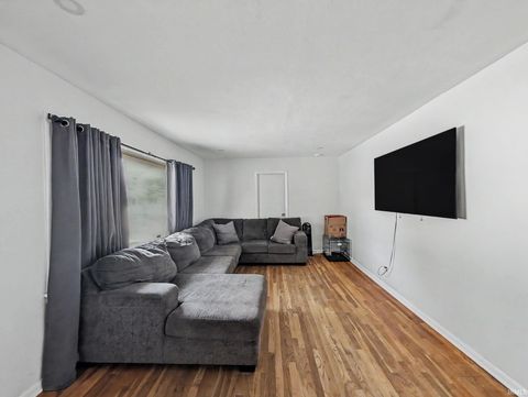 Tiny photo for 1015 S 23rd Street, Lafayette, IN 47905 (MLS # 202614873)