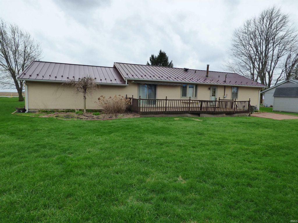 Photo of 6283 W Division Line Road, Delphi, IN 46923 (MLS # 202616603)
