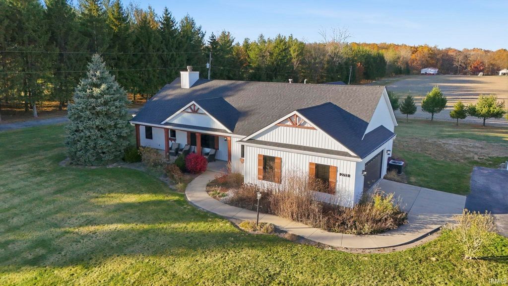 Photo of 2713 County Road 60, Auburn, IN 46706 (MLS # 202544775)