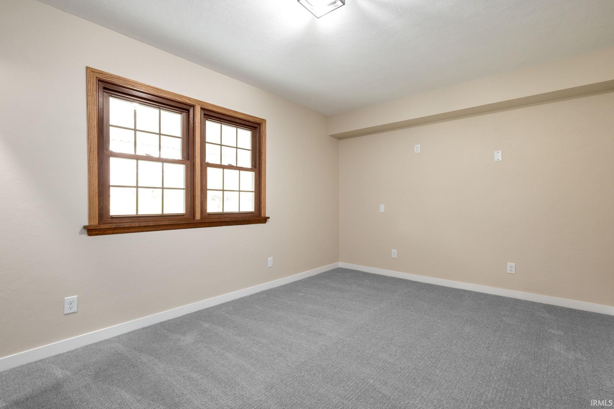 Argos, Indiana 46501, United States, 4 Bedrooms Bedrooms, ,3 BathroomsBathrooms,Residential,Pending,114765