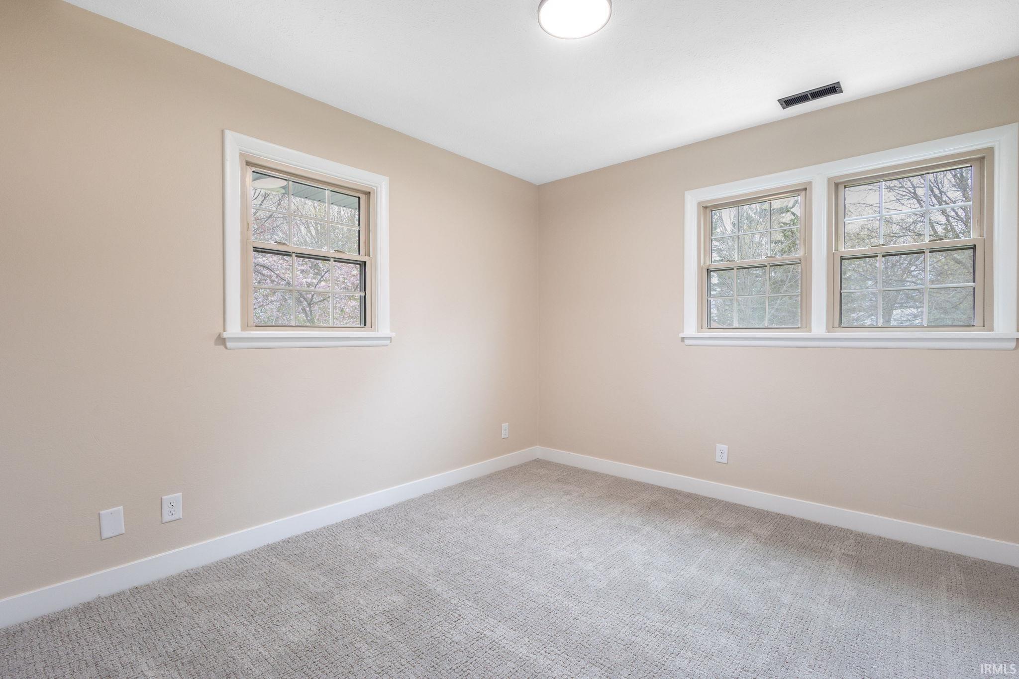 Argos, Indiana 46501, United States, 4 Bedrooms Bedrooms, ,3 BathroomsBathrooms,Residential,Pending,114765