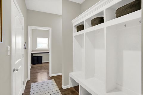 Tiny photo for 1158 N Deer Meadows Road, Delphi, IN 46923 (MLS # 202604392)