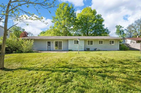 Tiny photo for 22907 Elm Drive, Elkhart, IN 46516 (MLS # 202618432)