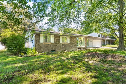 Tiny photo for 22907 Elm Drive, Elkhart, IN 46516 (MLS # 202618432)