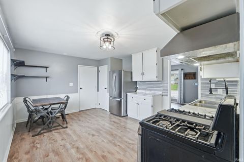 Tiny photo for 17 Sunset Drive, Bluffton, IN 46714 (MLS # 202611003)