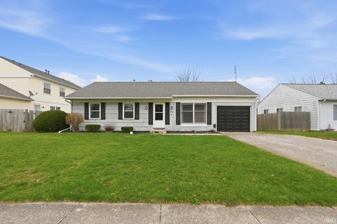 Photo of 17 Sunset Drive, Bluffton, IN 46714 (MLS # 202611003)