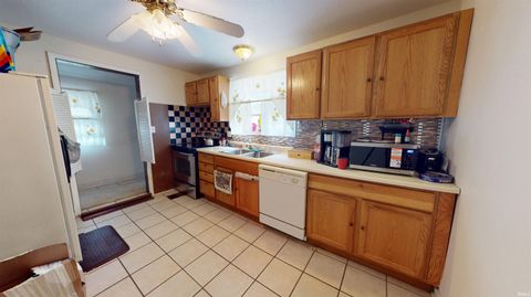 Tiny photo for 614 W 5th Street, Marion, IN 46953 (MLS # 202608962)