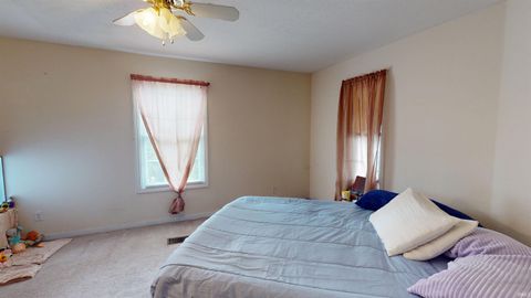 Tiny photo for 614 W 5th Street, Marion, IN 46953 (MLS # 202608962)