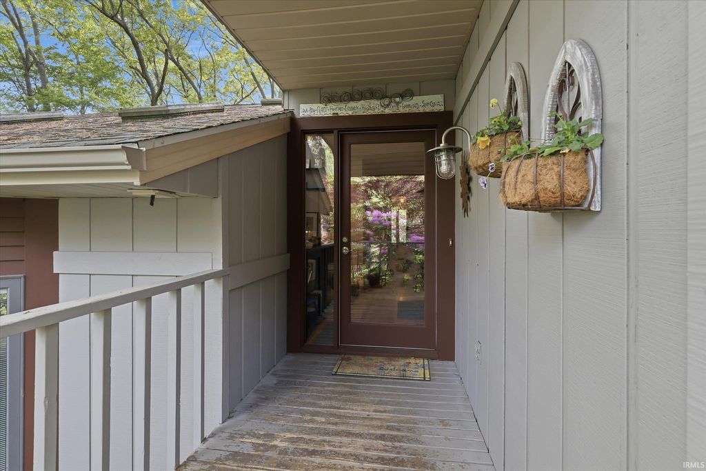 Photo of 50645 Blackhawk Court, Granger, IN 46530 (MLS # 202619789)