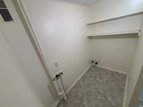 Tiny photo for 3 Hunter Court, Vincennes, IN 47591 (MLS # 202631599)