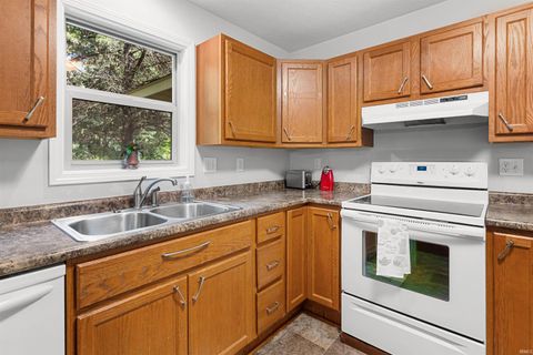 Tiny photo for 2067 N 400 East Road, Lafayette, IN 47905 (MLS # 202619742)