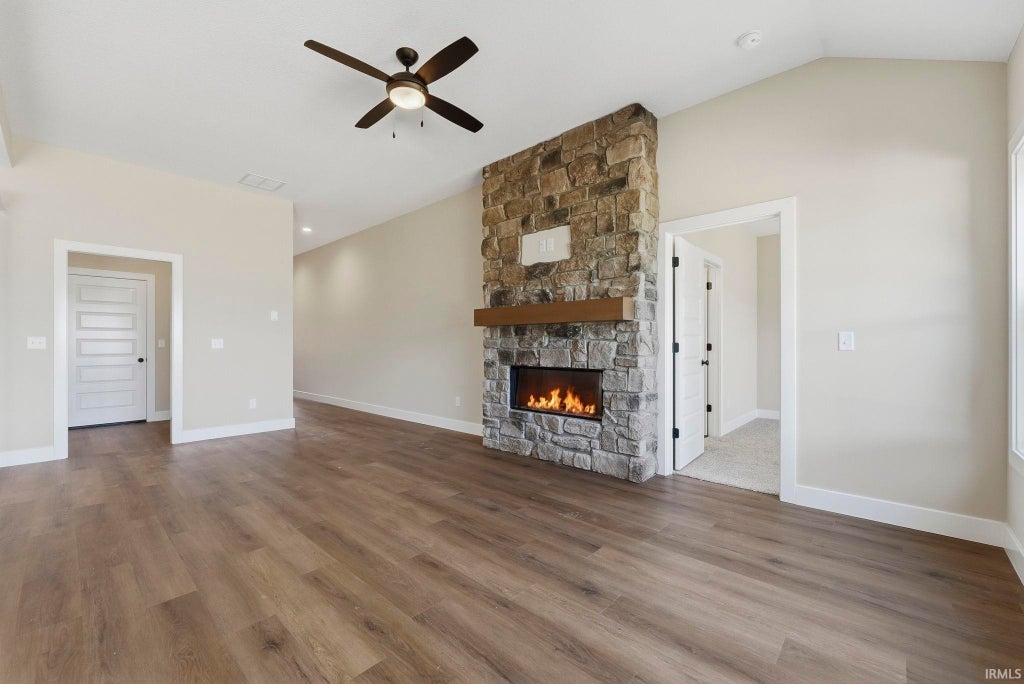 Photo of 942 Arthur Heights Drive, Fort Wayne, IN 46818 (MLS # 202641862)