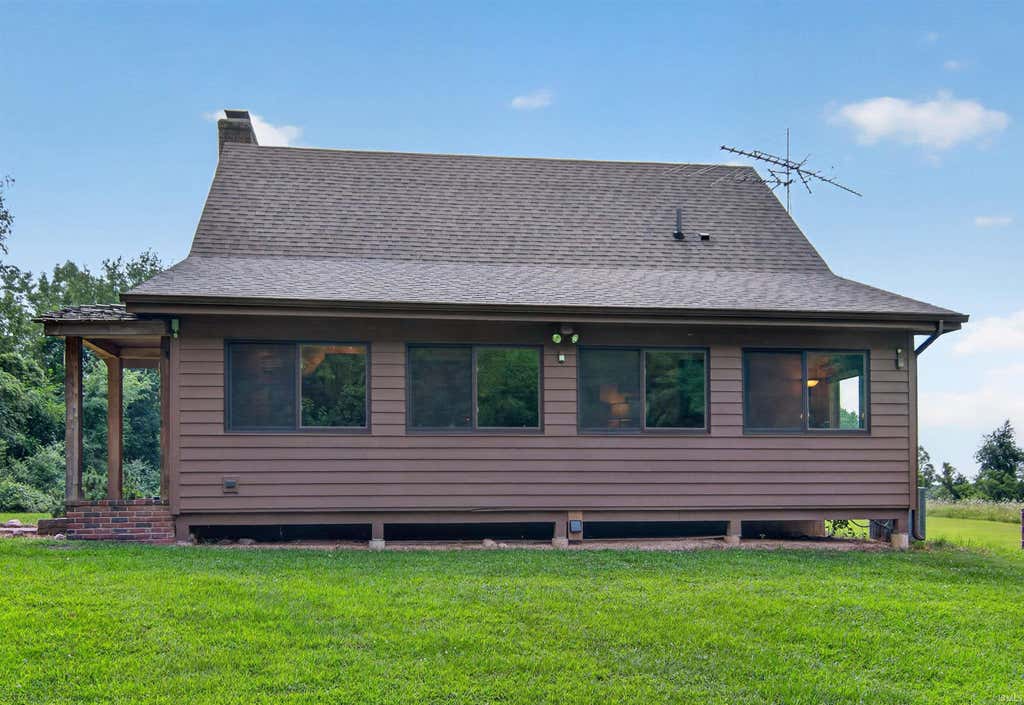 Photo of 16600 4B Road, Plymouth, IN 46563 (MLS # 202632041)