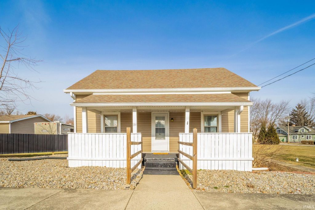 Photo of 204 Cherry Street, Dunreith, IN 47337 (MLS # 202603630)