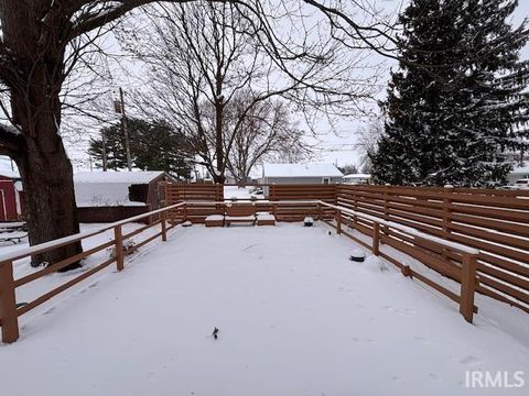 Tiny photo for 700 S Sharon Avenue, Fowler, IN 47944 (MLS # 202548350)