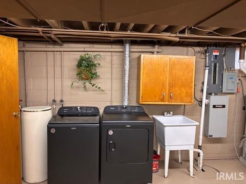 Tiny photo for 700 S Sharon Avenue, Fowler, IN 47944 (MLS # 202548350)