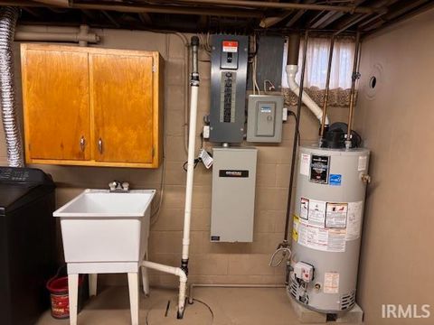 Tiny photo for 700 S Sharon Avenue, Fowler, IN 47944 (MLS # 202548350)