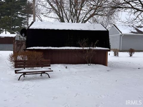 Tiny photo for 700 S Sharon Avenue, Fowler, IN 47944 (MLS # 202548350)