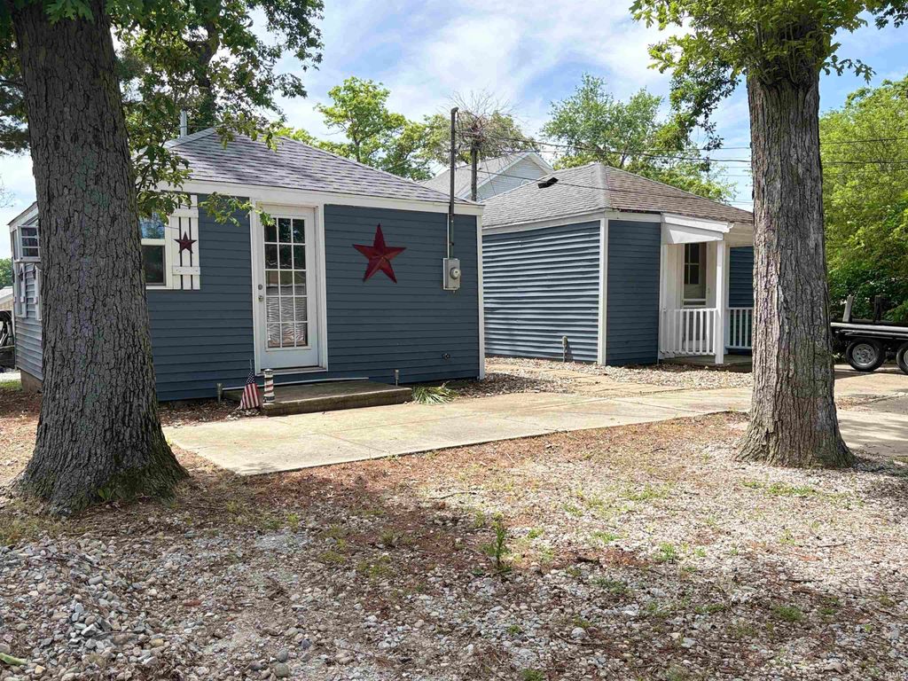Photo of 43 EMS B 42 F Lane Street #and 171 EMS B42 LN, Leesburg, IN 46538 (MLS # 202622257)