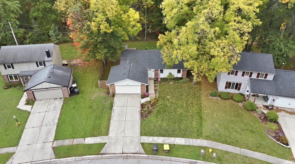 Photo of 7721 Westford Court, Fort Wayne, IN 46835 (MLS # 202643207)