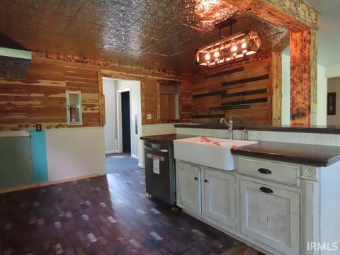 Tiny photo for 305 W 100S, Winamac, IN 46996 (MLS # 202615812)