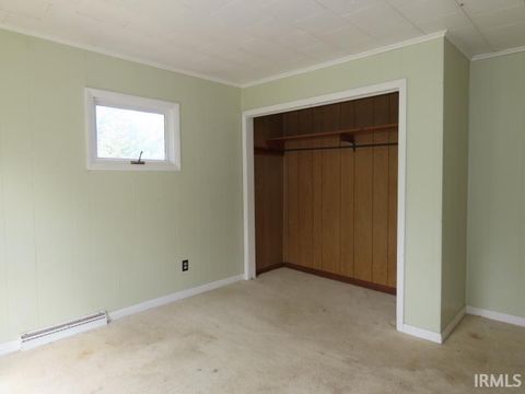 Tiny photo for 305 W 100S, Winamac, IN 46996 (MLS # 202615812)